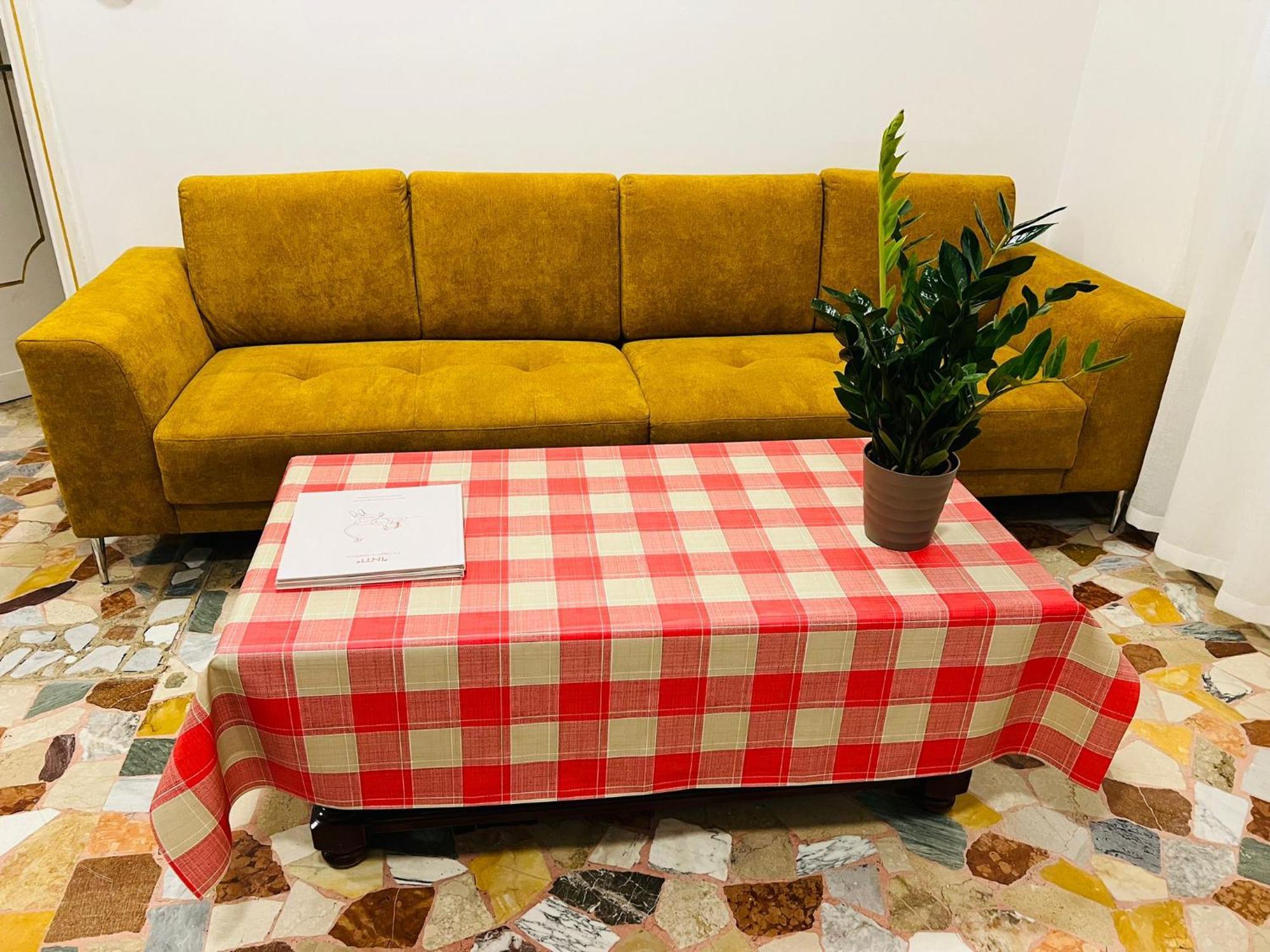 Le Maschere Bed & Breakfast